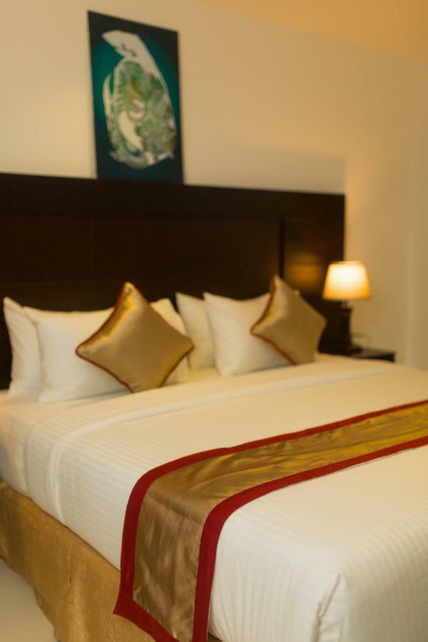 Saveira Colombo Hotel Екстериор снимка